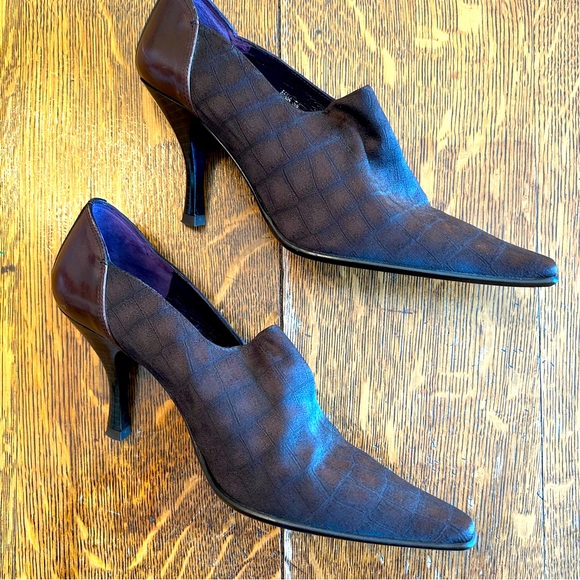 Vintage Donald J Pliner Unique Alligator Fabric Heeled Shoe - Picture 1 of 6